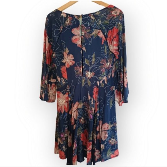 Free People Eyes on You Printed Dress in Navy Combo NWT - Picture 4 of 7